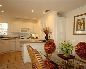 Tradewinds Resort By Resortquest Bradenton Beach Bagian luar foto